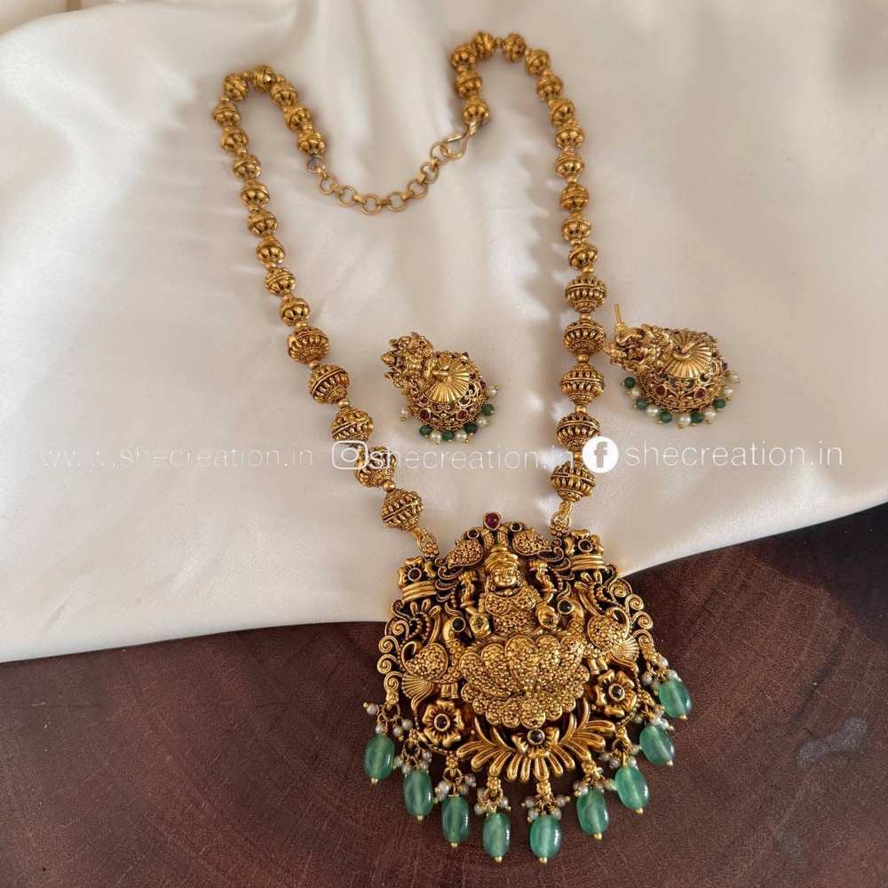 Antique Necklace AN167