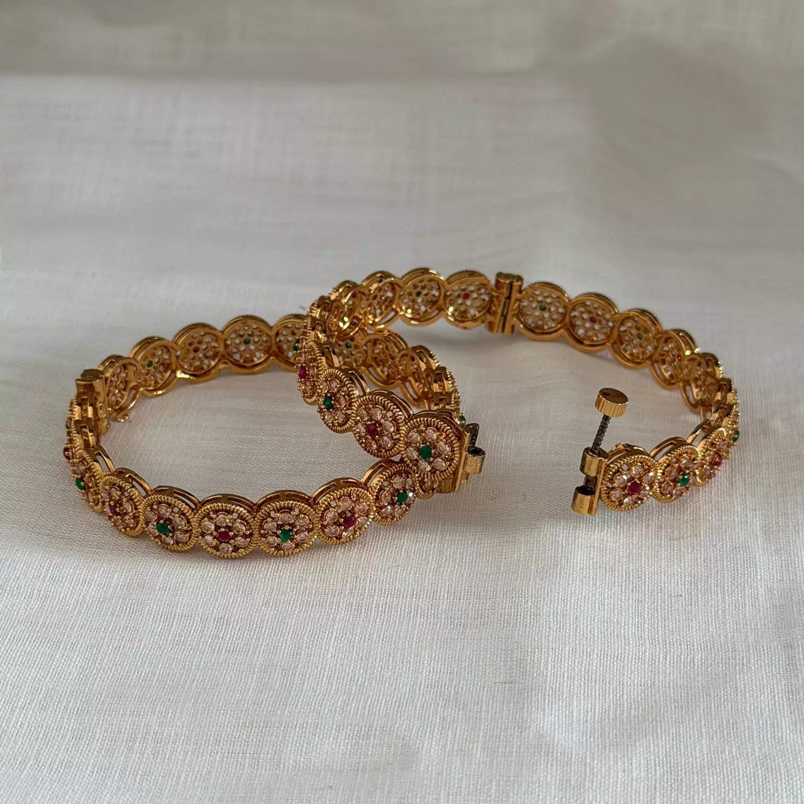 Antique Bangle AB58