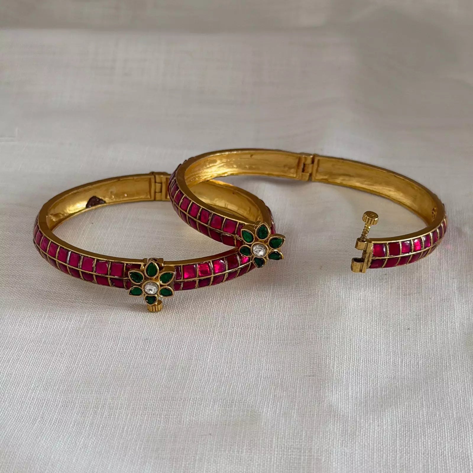Antique Bangle AB59