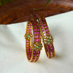 Antique Bangle AB70