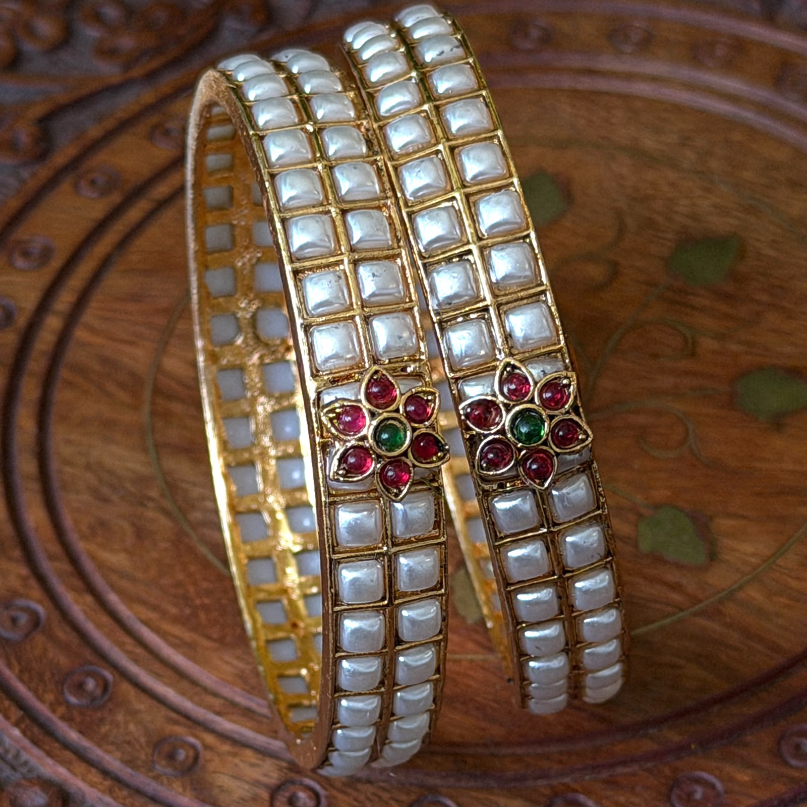 Antique Bangle AB74