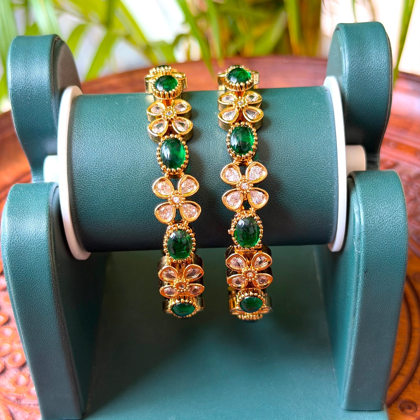 Antique Bangle AB84