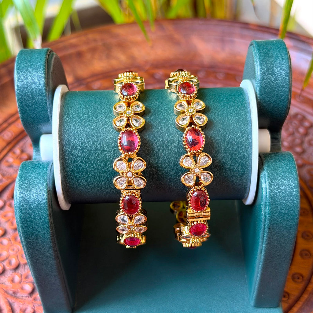 Antique Bangle AB84