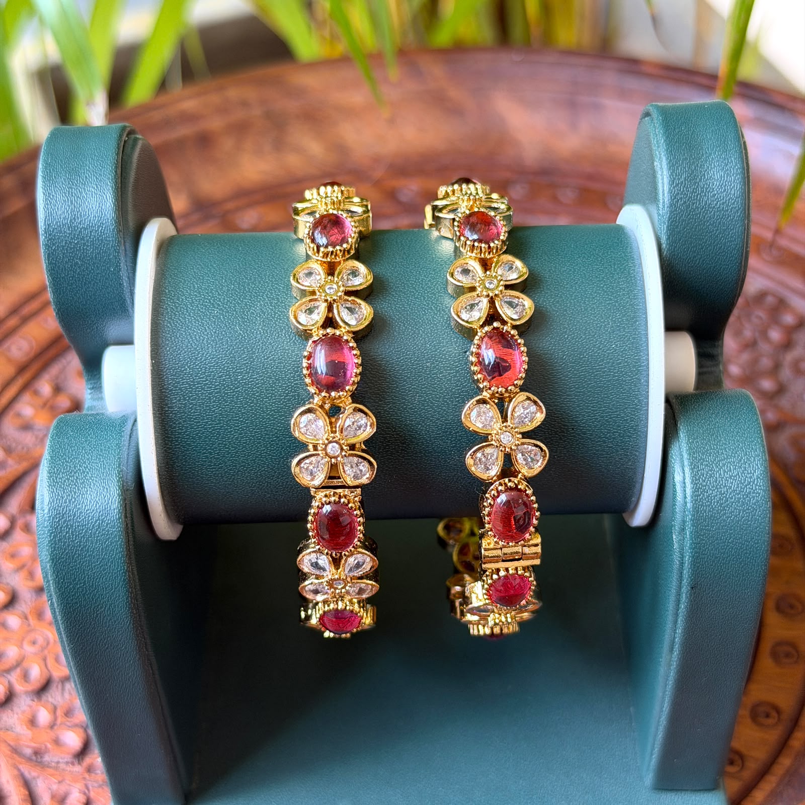 Antique Bangle AB84