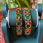 Antique Bangle AB83