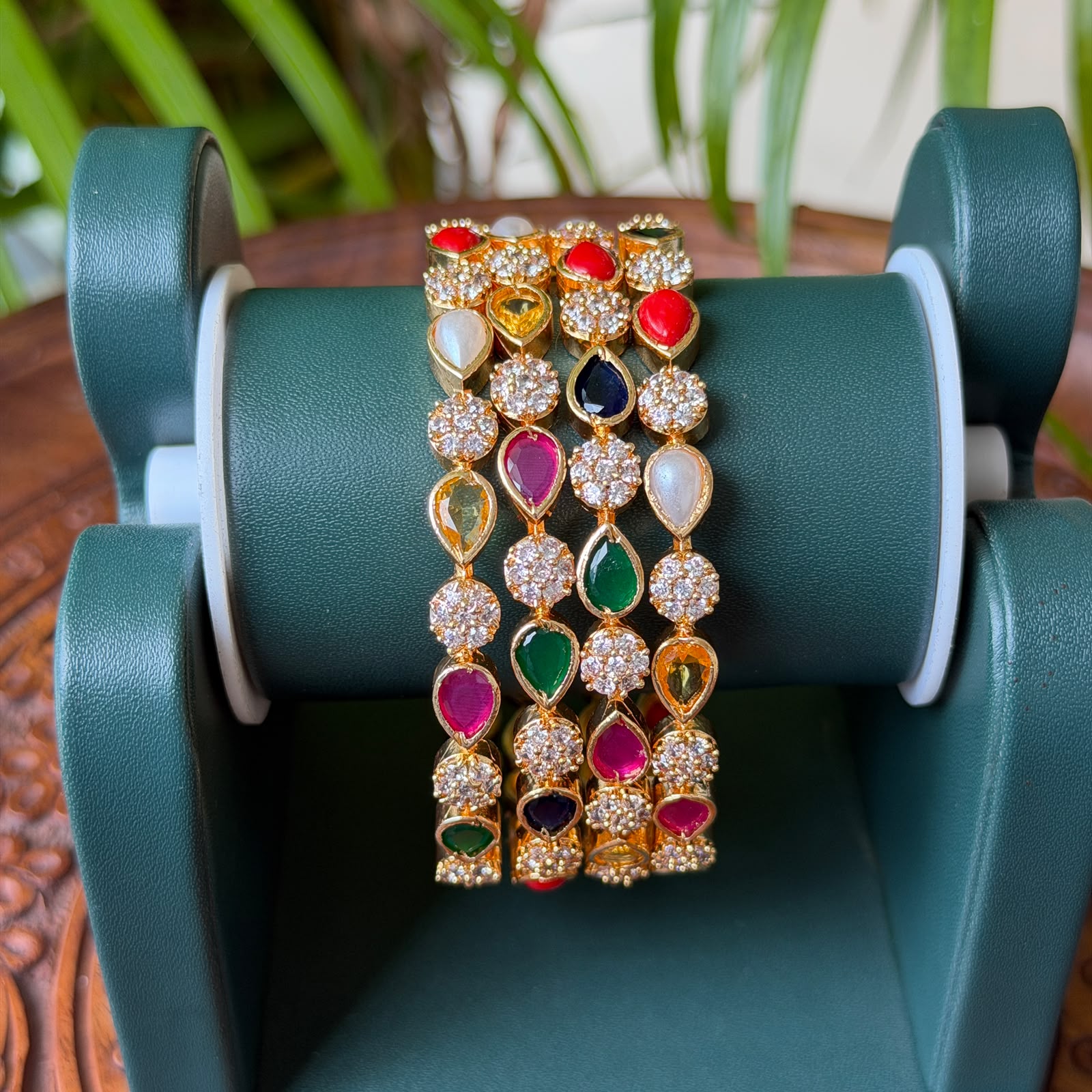 Antique Bangle AB87