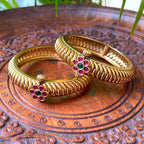 Antique Bangle AB88