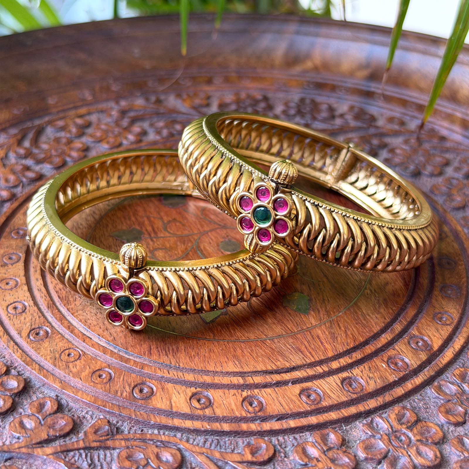 Antique Bangle AB88