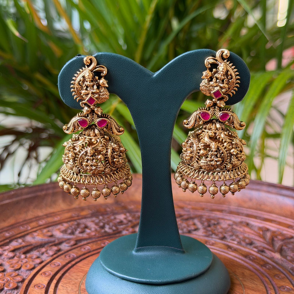 Antique Earrings AE44