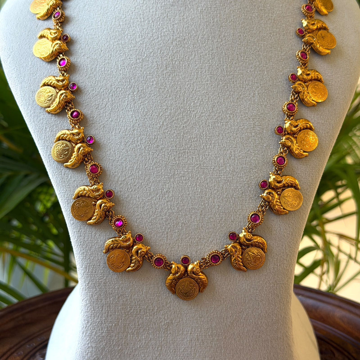 Antique Gold Mango Mala Haram, Long Chain Necklace with Ruby Kemp Mango Motifs & Earrings AH132 (view 2)