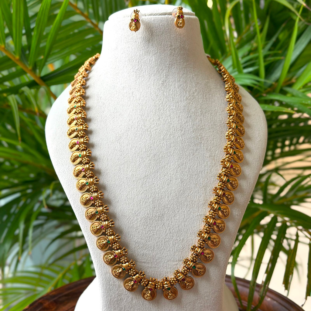 Traditional Antique Gold Lakshmi Kasu Mala Hara – Long South Indian Coin Necklace Set with Ruby Emerald Accents & Earrings AH72