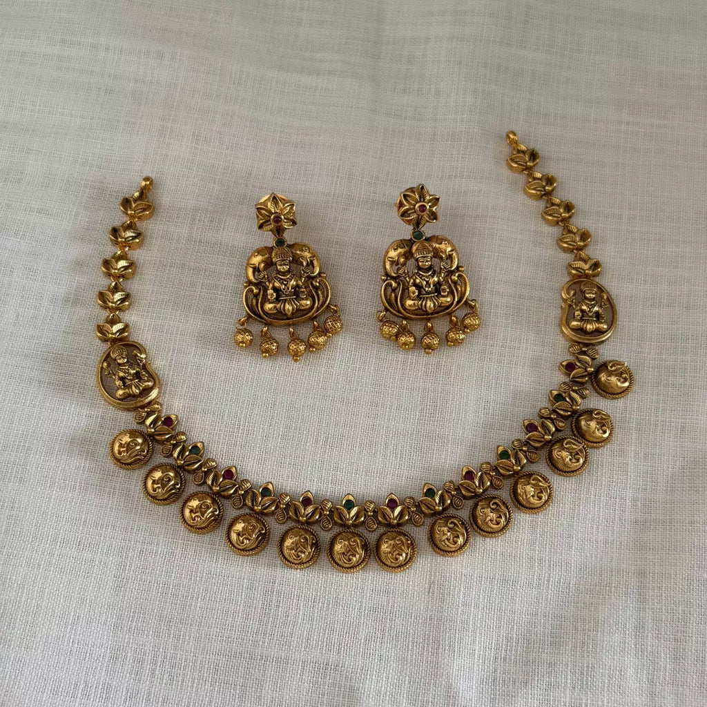Antique Necklace AN244