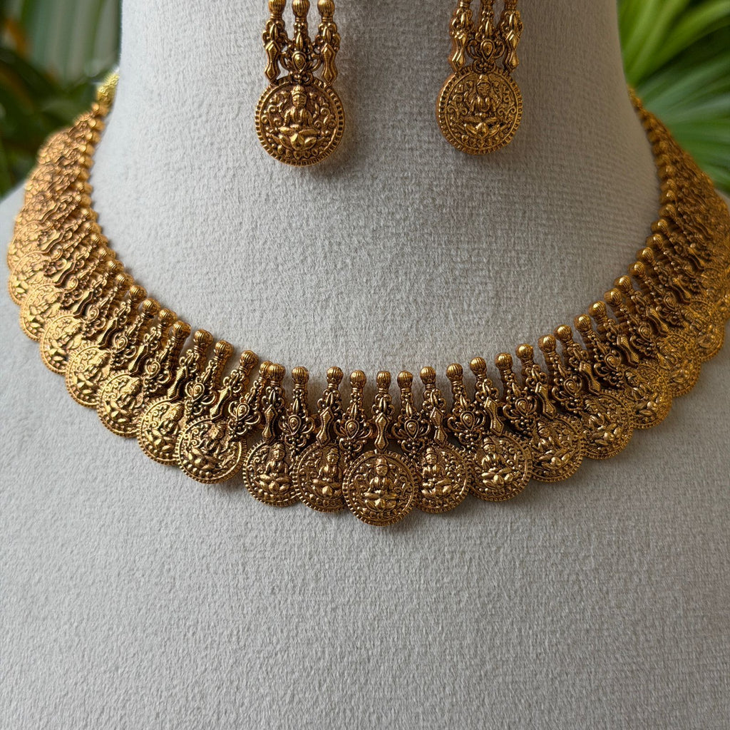 Antique Necklace Set AN362