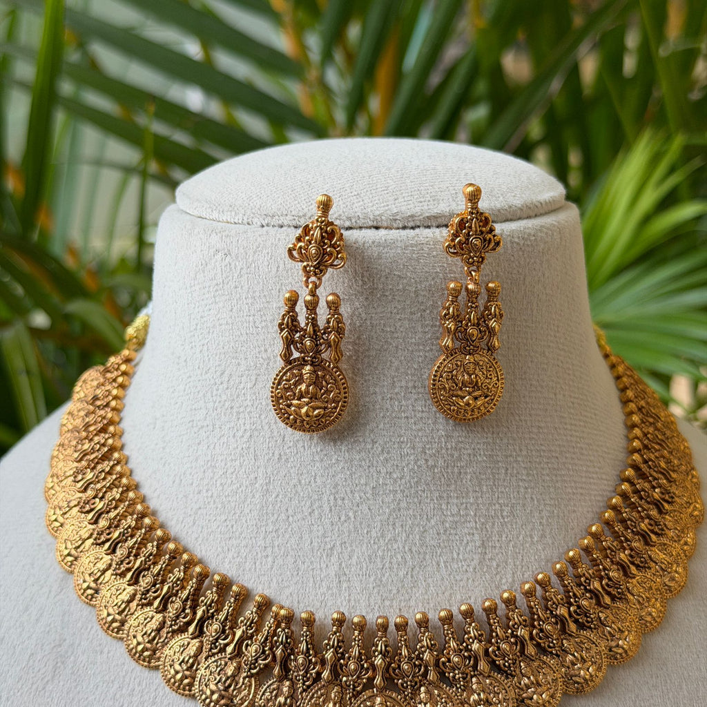 Antique Necklace Set AN362