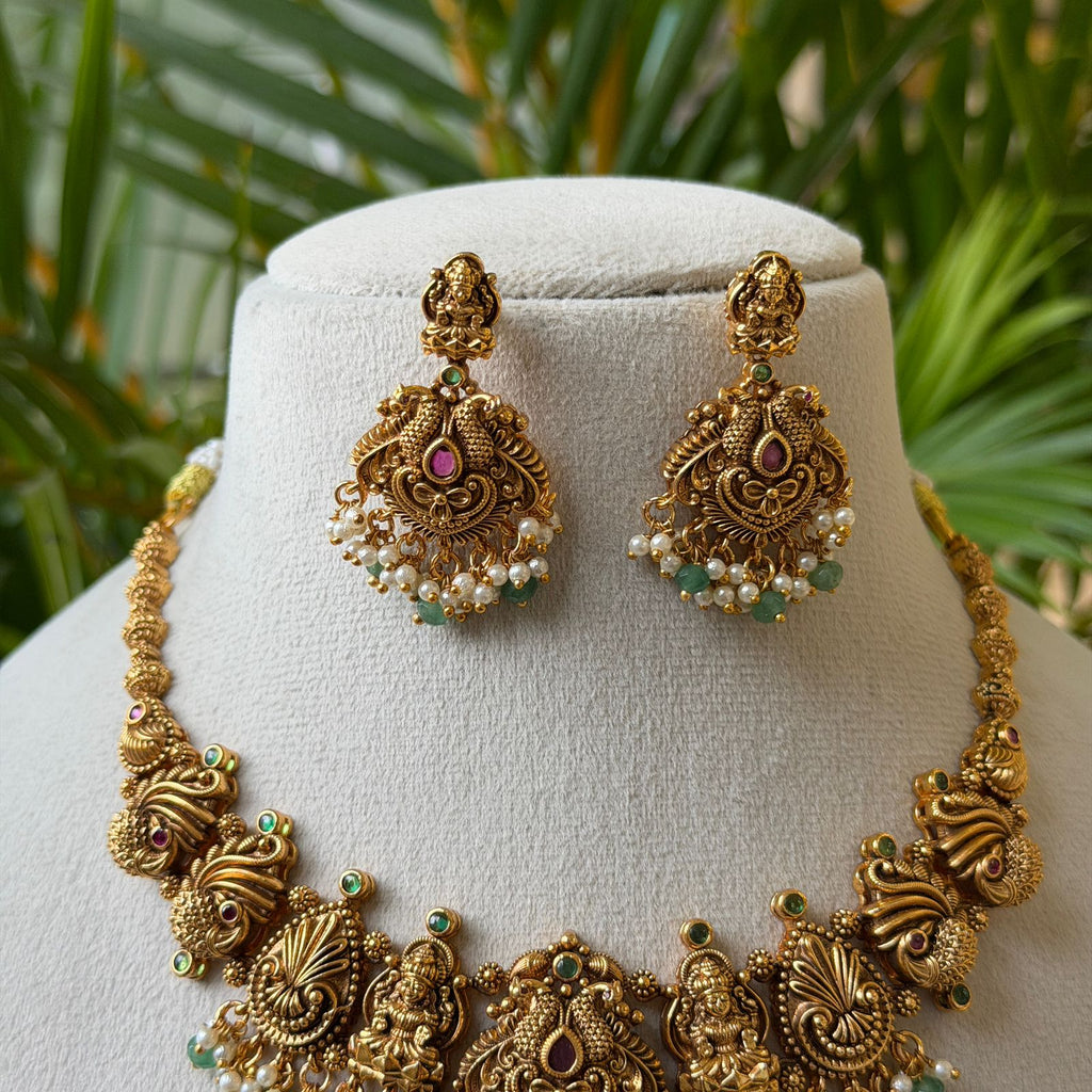 Antique Necklace Set AN363