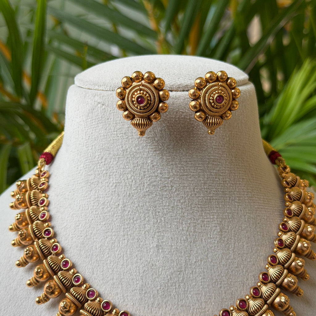 Antique Necklace Set AN364