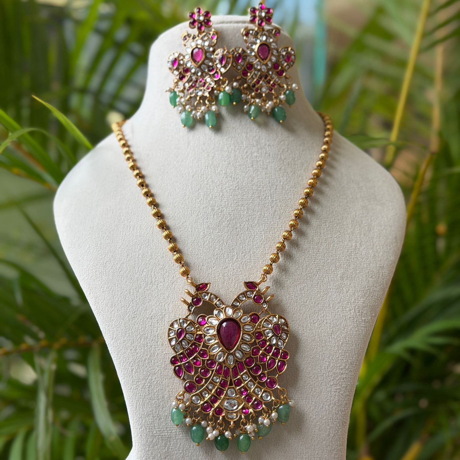 Traditional South Indian Matte Gold Gandaberunda Pendent & Earring Set for Bridal Wear AN288