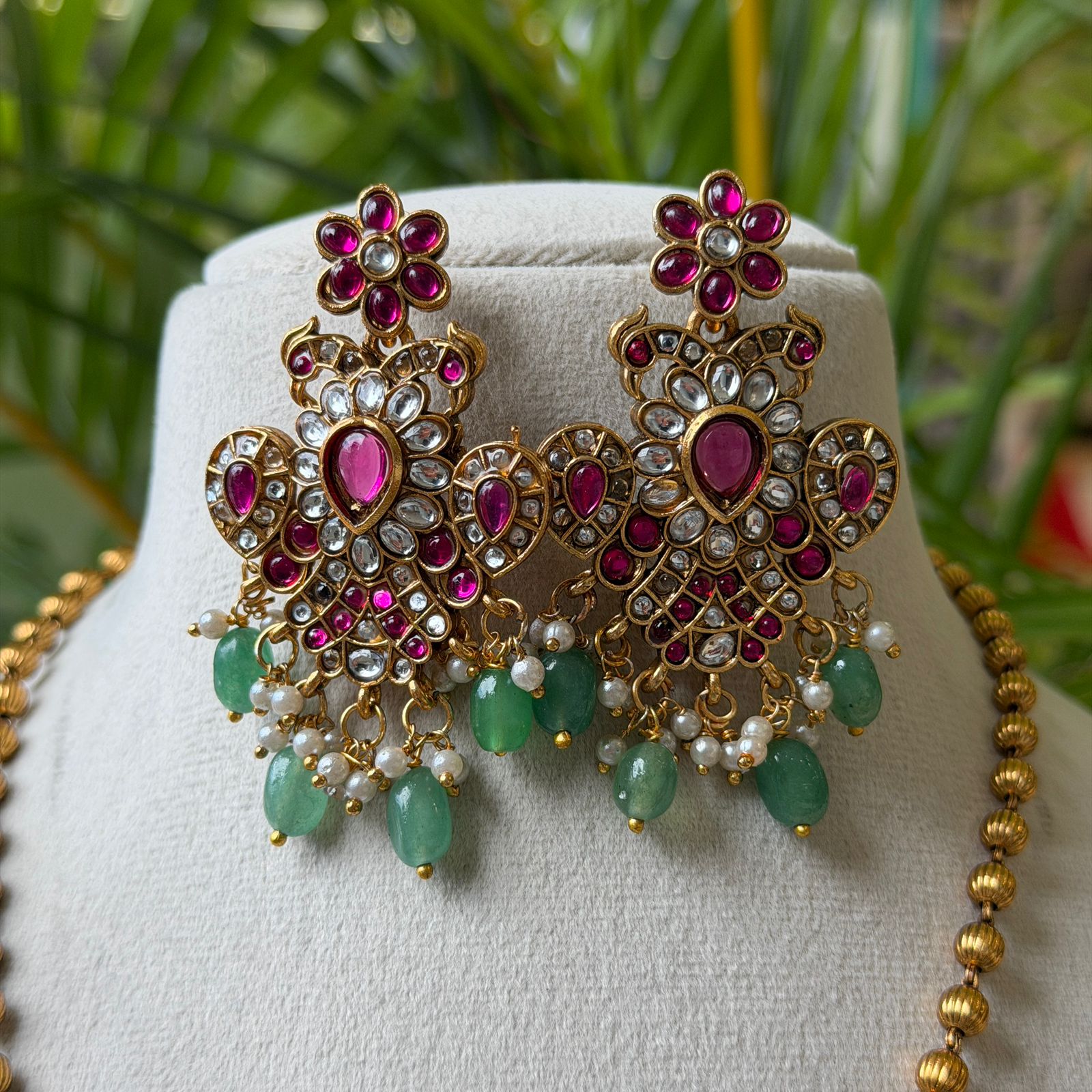 Traditional South Indian Matte Gold Gandaberunda Pendent & Earring Set for Bridal Wear AN288