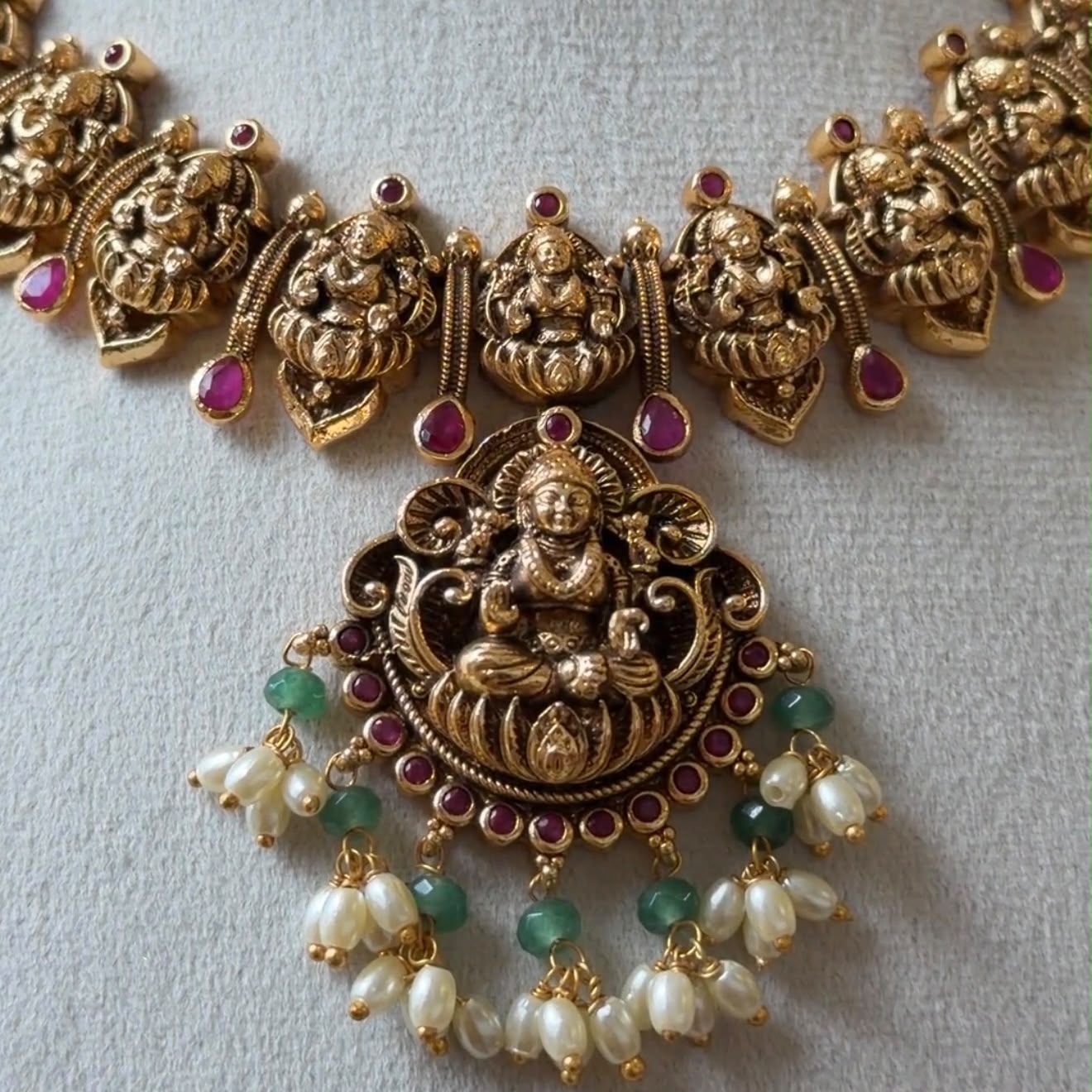 Antique Gold Plated Lakshmi Temple Jewelry Necklace Set – South Indian Traditional Bridal Short Haram with Earrings AN289