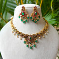 Traditional Antique Gold Kemp Stone Choker Necklace Set – Ruby Emerald Pendant-Style Attigai with Matching Drop Earrings & Pearl Dangles AN303