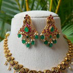 Traditional Antique Gold Kemp Stone Choker Necklace Set – Ruby Emerald Pendant-Style Attigai with Matching Drop Earrings & Pearl Dangles AN303