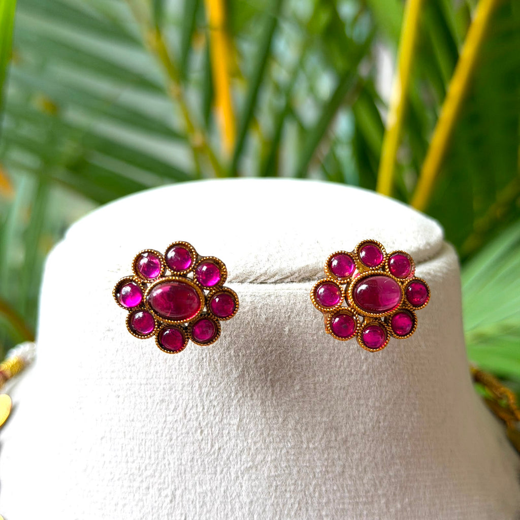 Double Strand Antique Gold Lakshmi Kasu Mala Necklace Set – Ruby Floral Rosette Pendant Choker with Matching Stud Earrings AN305