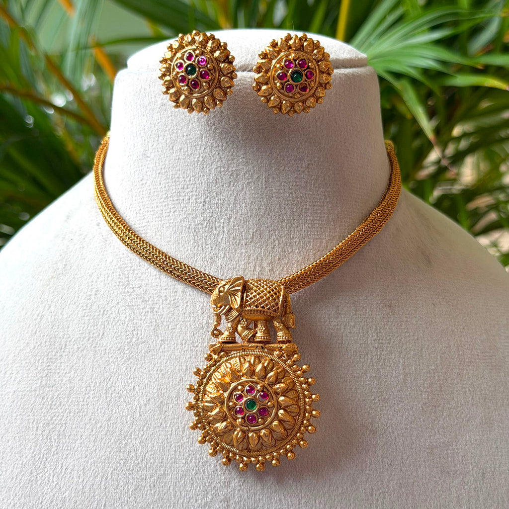 Antique Necklace Set AN309