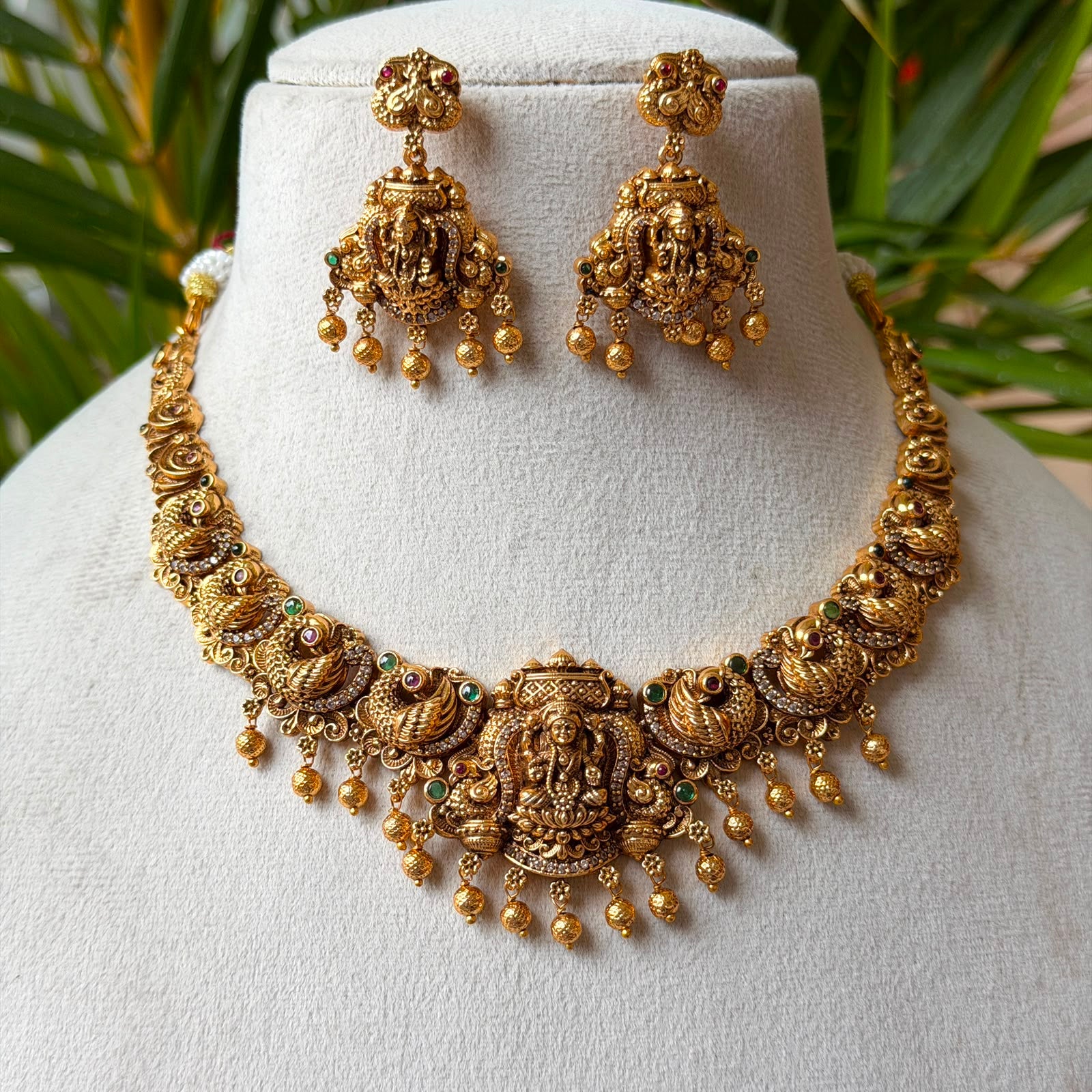 Antique Necklace Set AN310