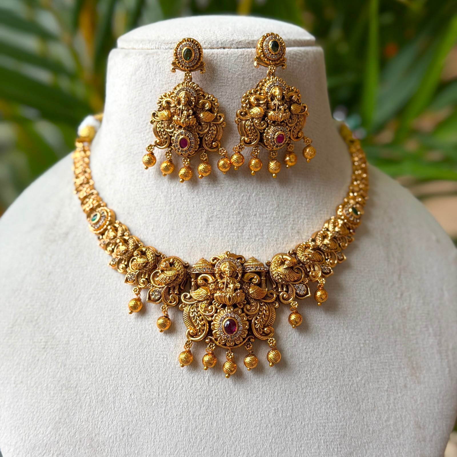 Antique Necklace Set AN311