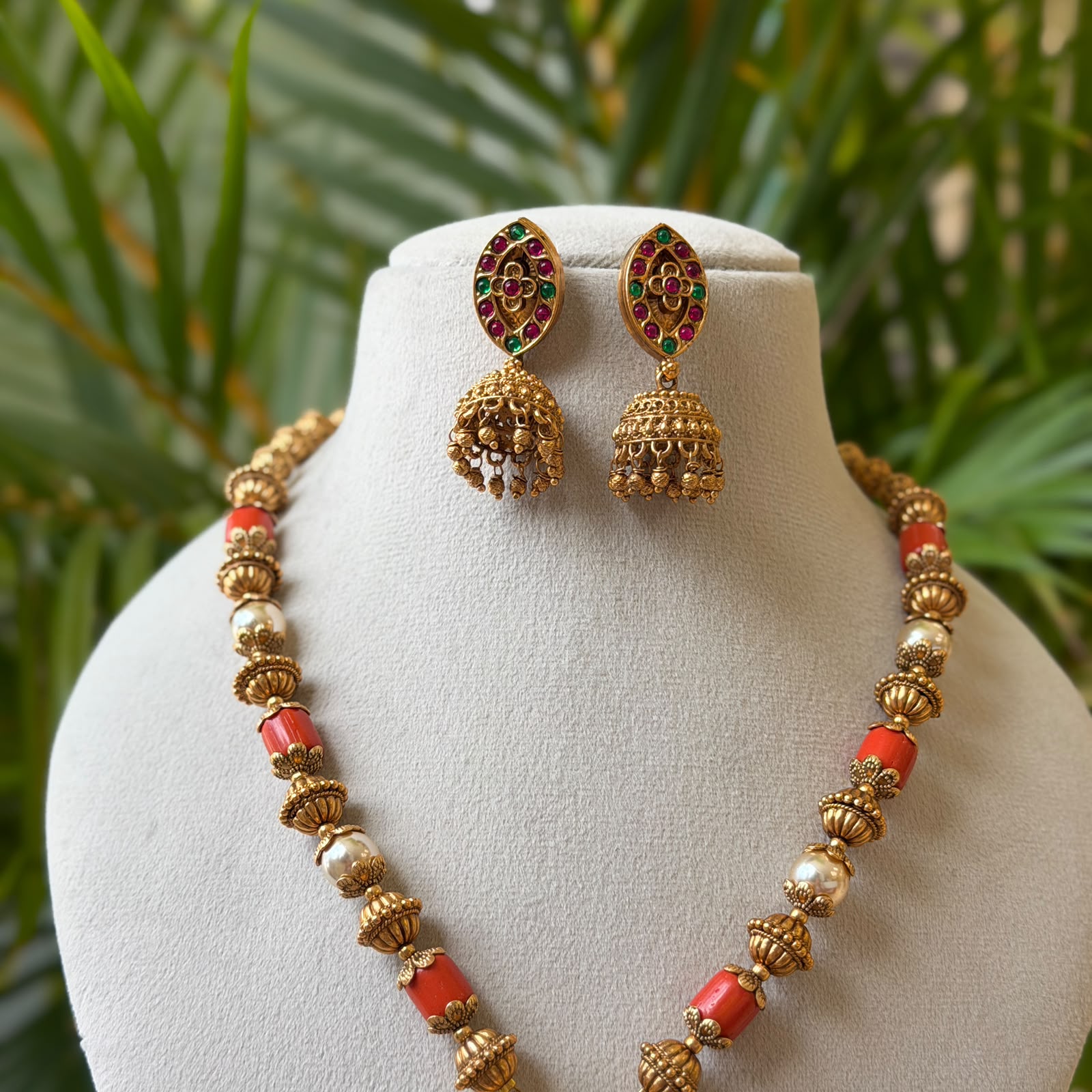Antique Necklace Set AN341