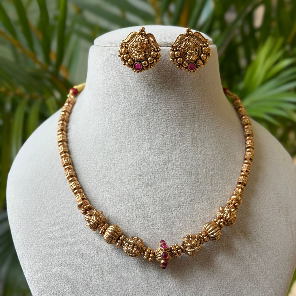 Antique Necklace Set AN352