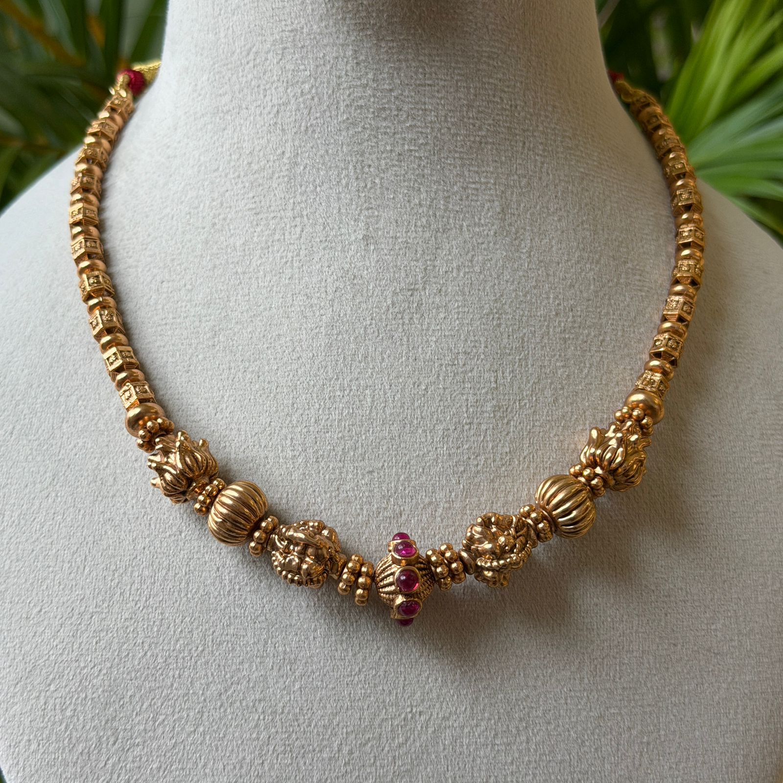 Antique Necklace Set AN352