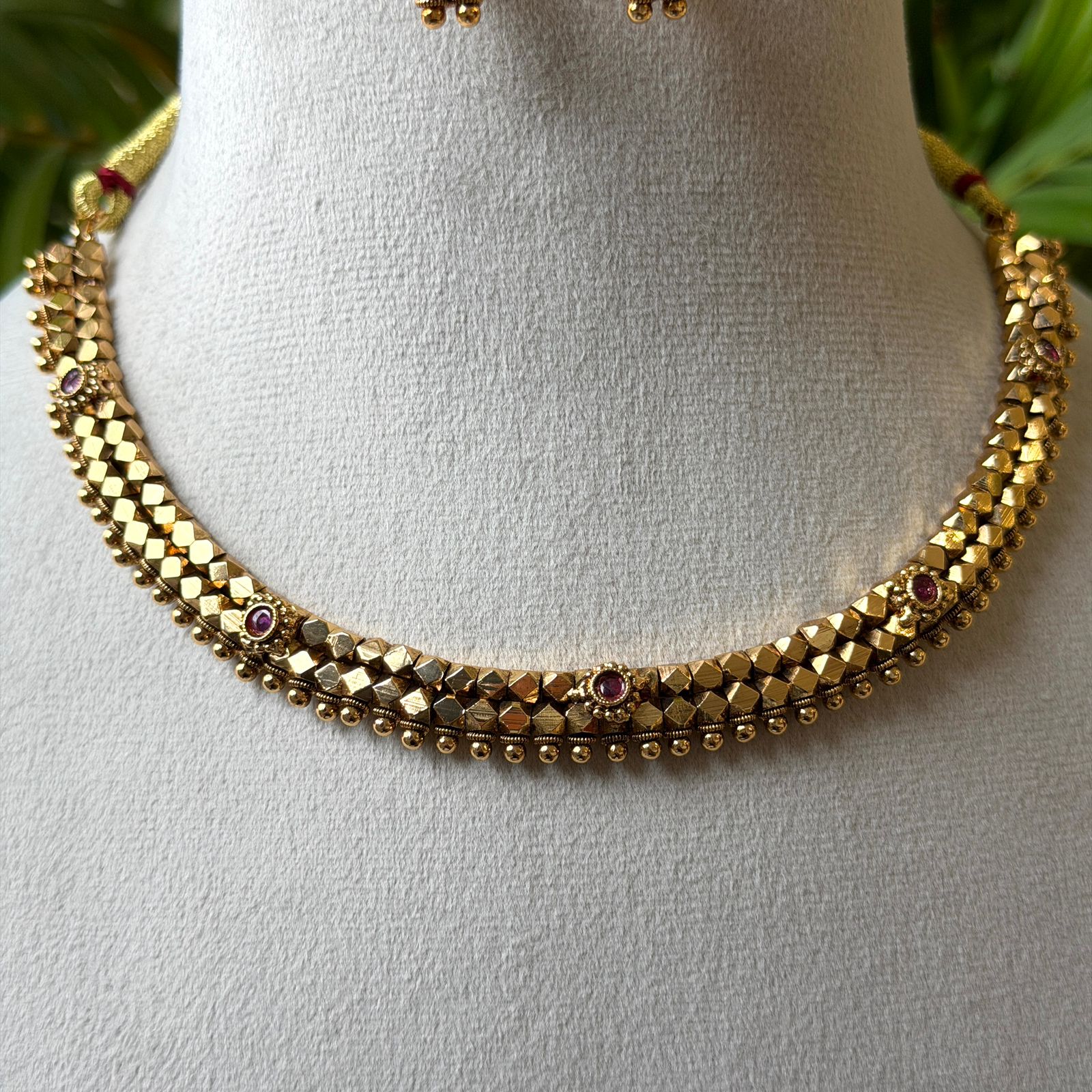 Antique Necklace Set AN355
