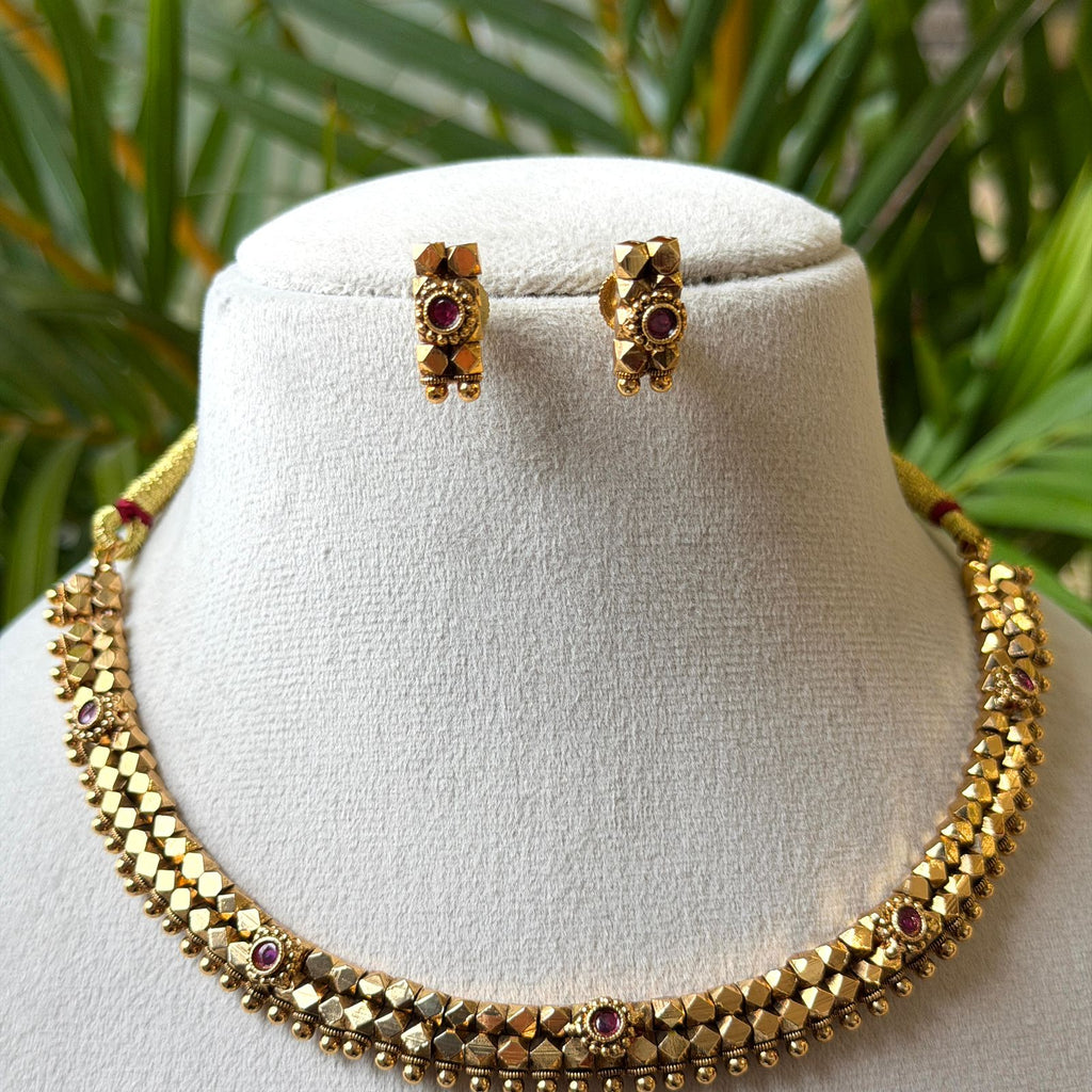 Antique Necklace Set AN355