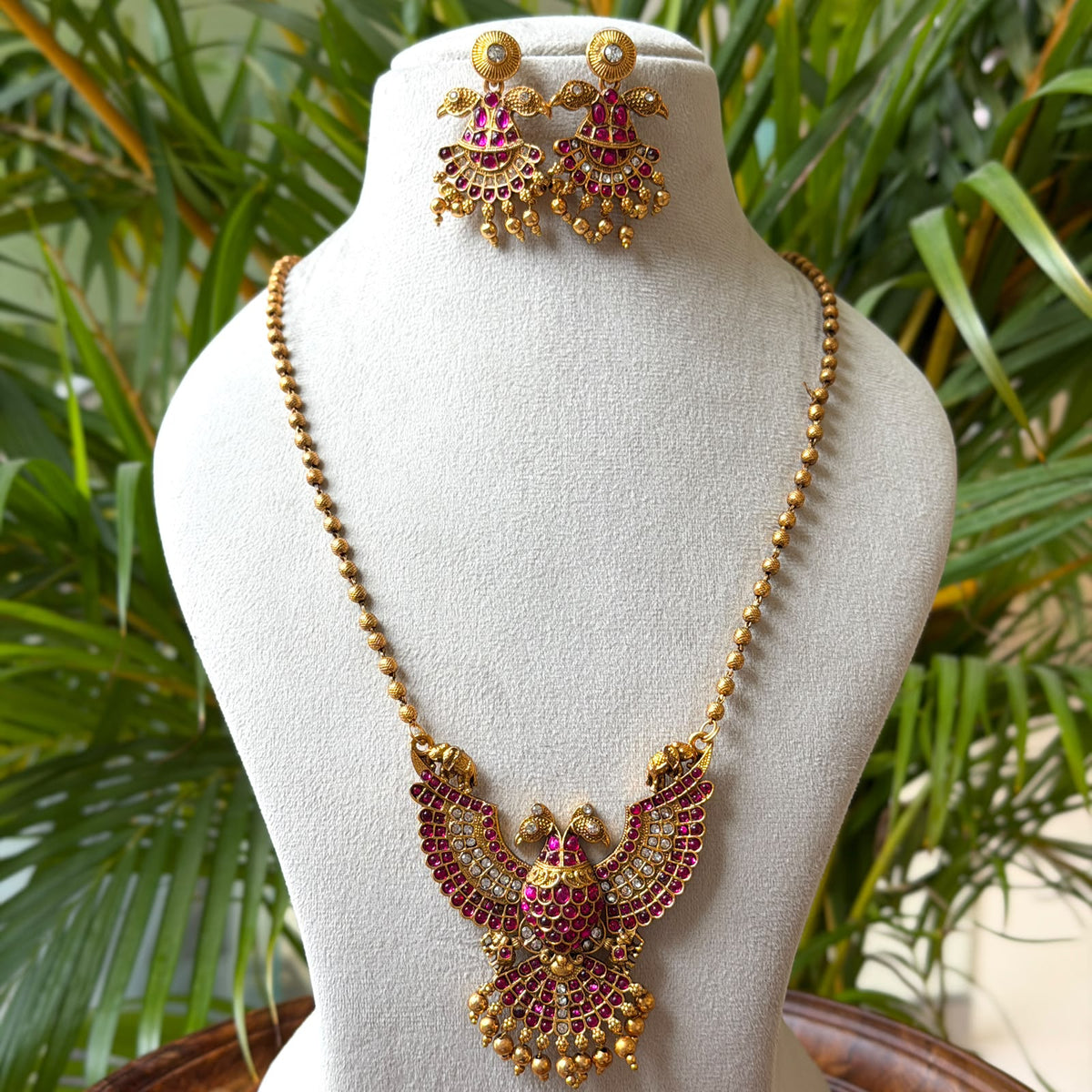 Antique Necklace Set AN397
