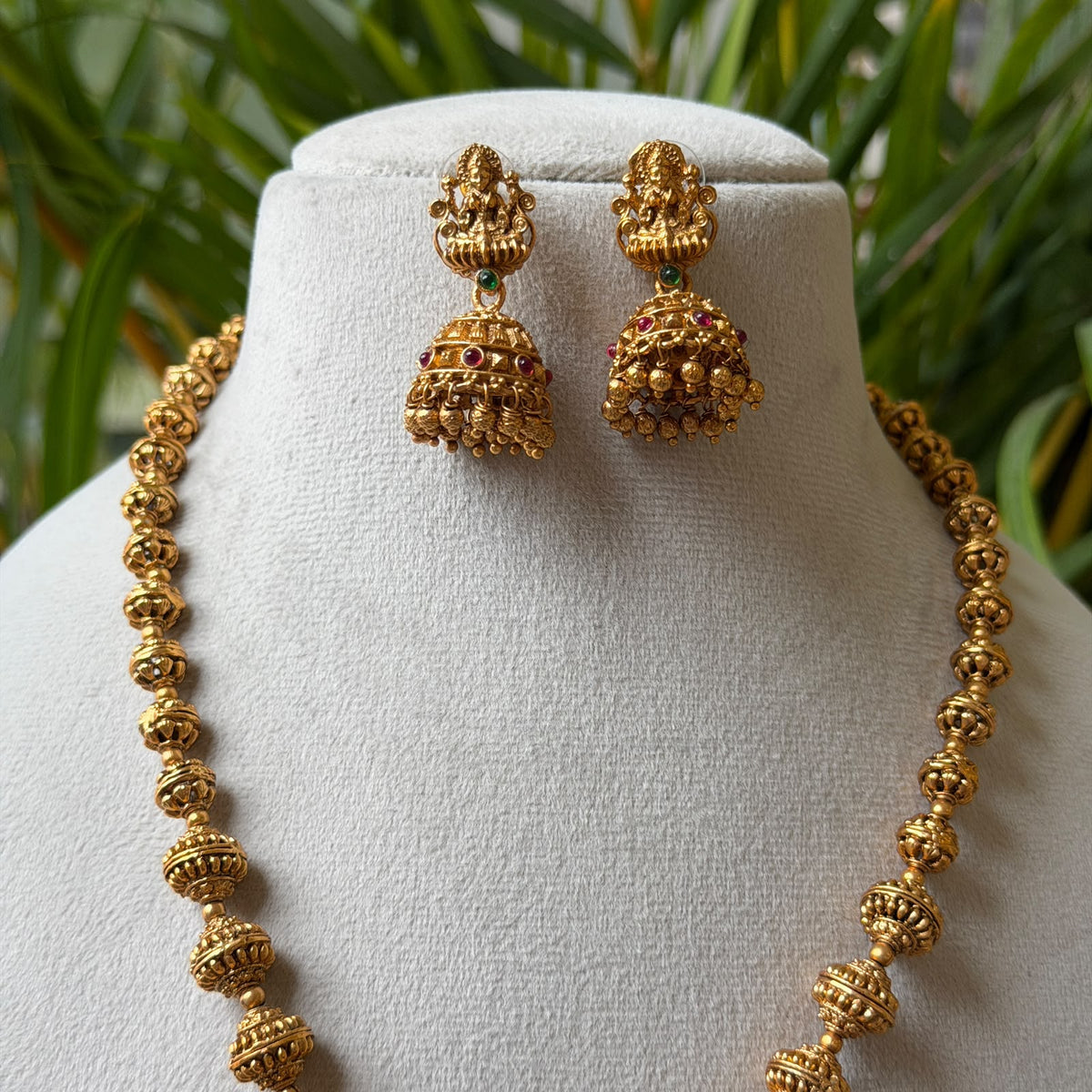 Antique Necklace Set AN399