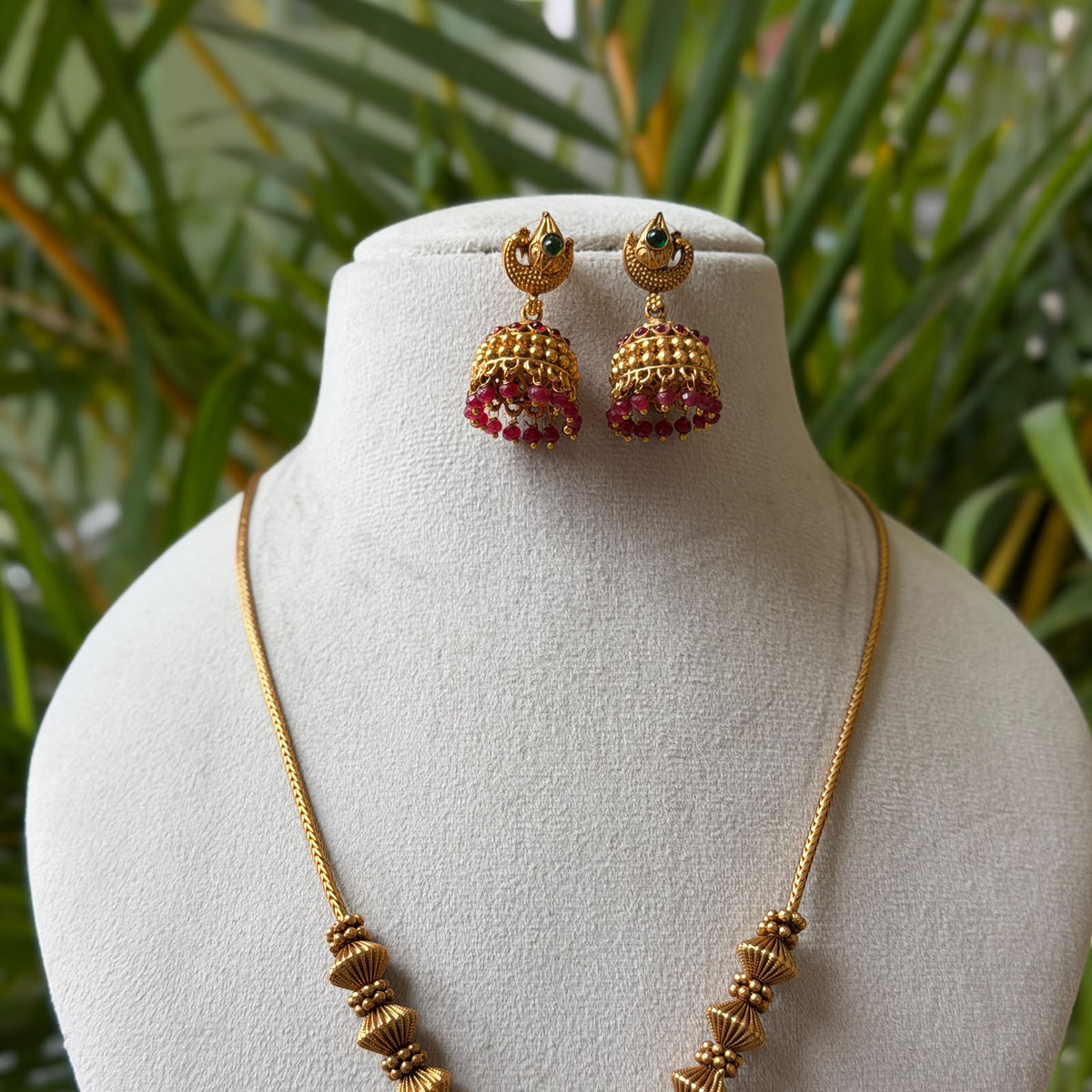 Antique Necklace Set AN401
