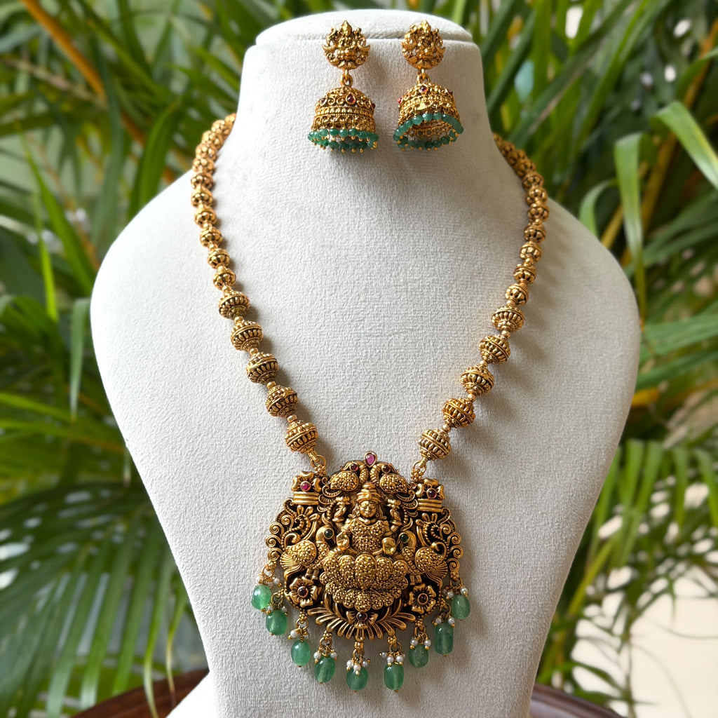 Antique Necklace Set AN405