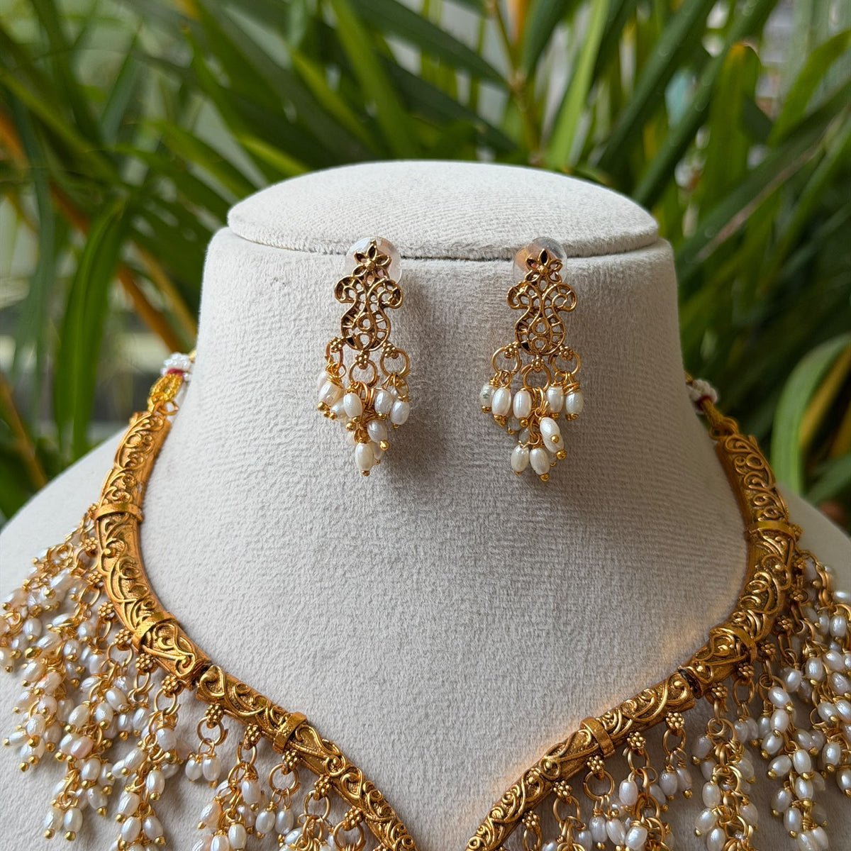 Antique Necklace Set AN424