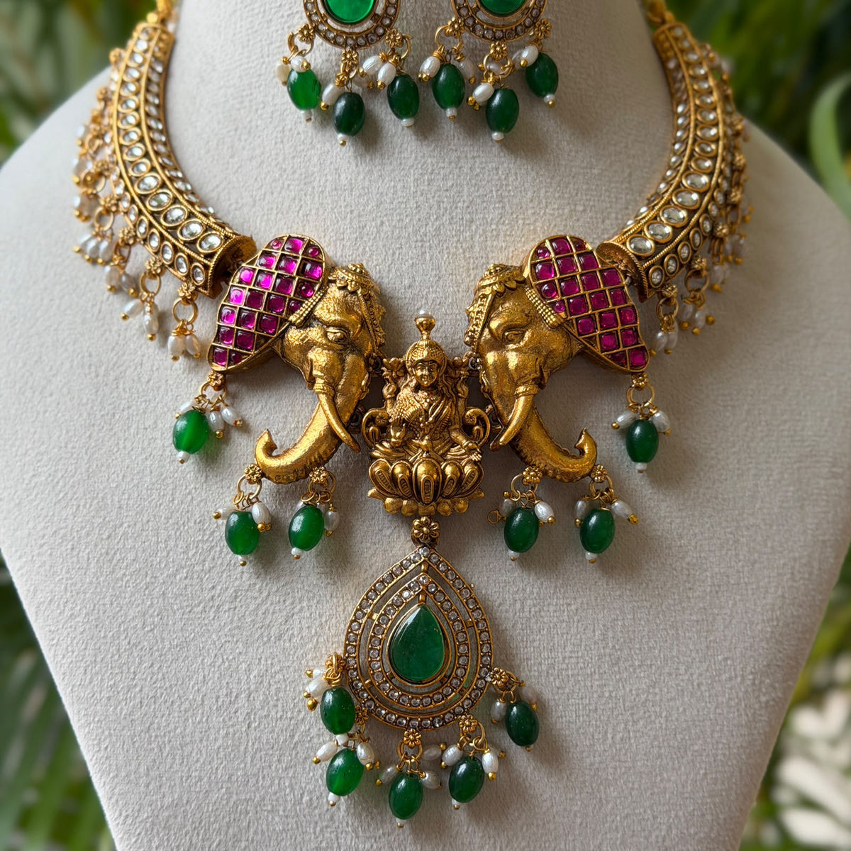 Antique Necklace Set AN433