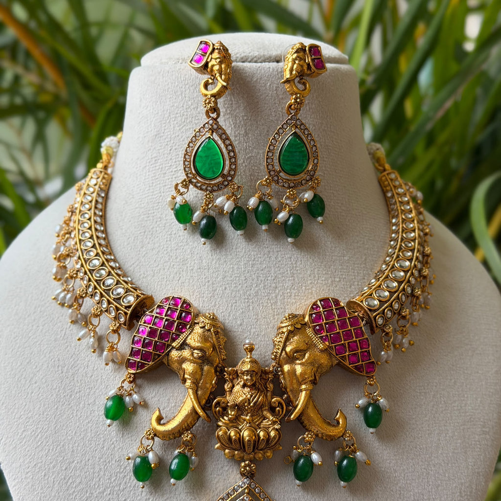 Antique Necklace Set AN433