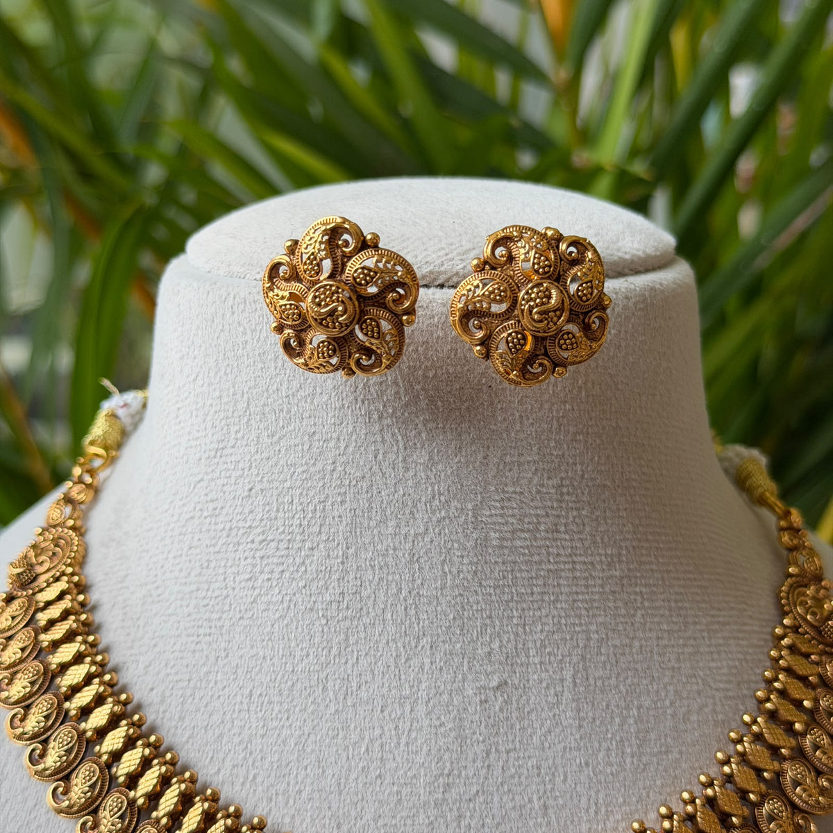 Antique Necklace Set AN447