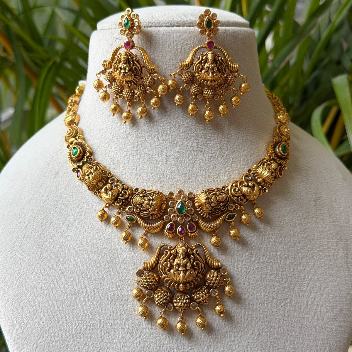 Antique Necklace Set AN448
