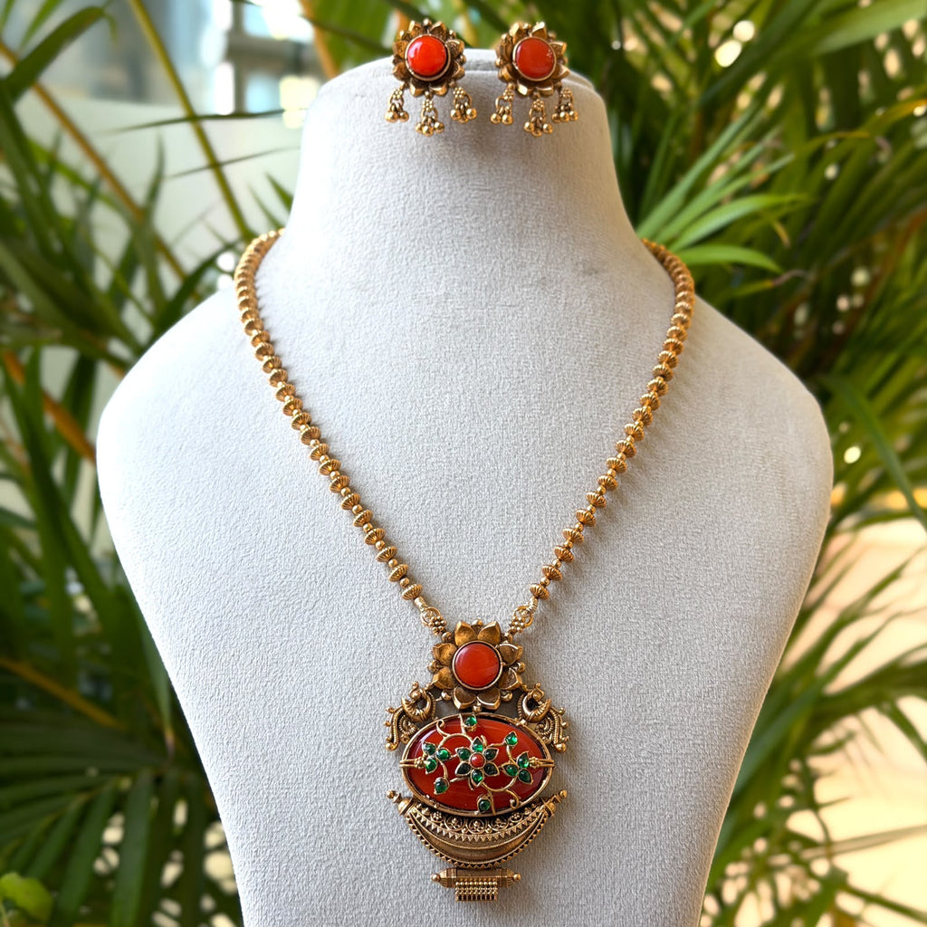 Antique Gold Coral Oval Pendant Set – Red & Green Enamel Floral Pendant on Gold Bead Chain with Coral Stud Earrings AN482