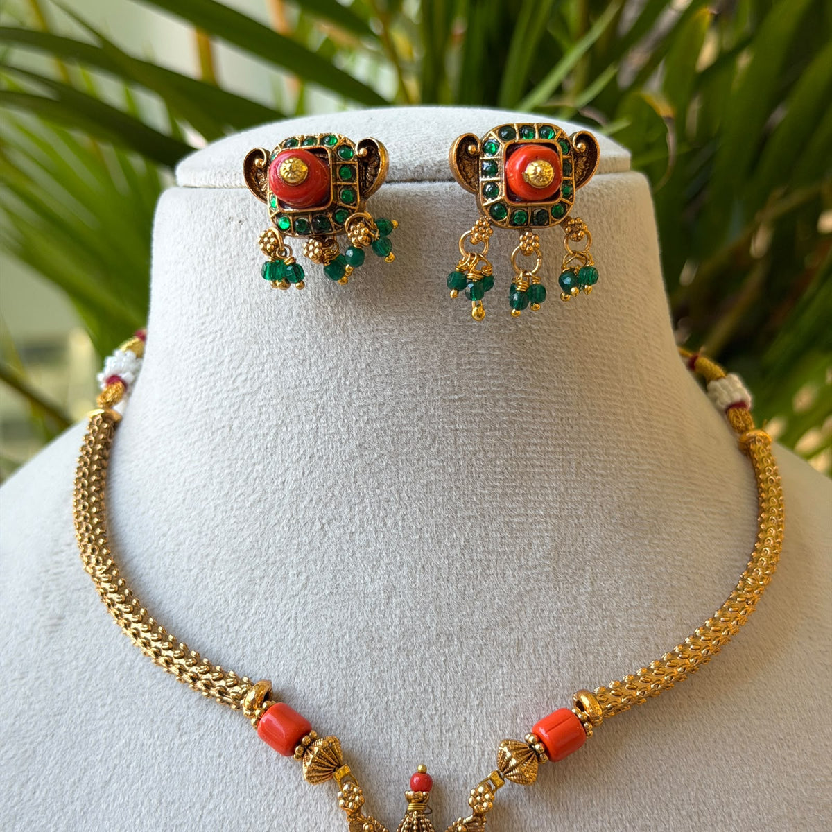 Antique Gold Twin Peacock Pendant Necklace Set, Coral Bead Chain with Emerald Drops & Earrings AN492 (view 3)