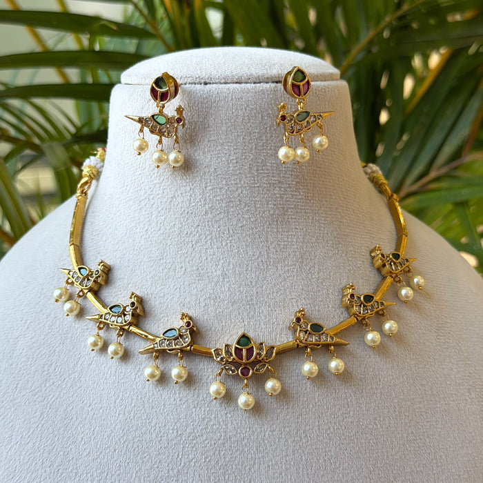Antique Gold Bird Motif Necklace Set – Pearl Drop Necklace with Kemp Lotus Centre & Pearl Drop Earrings AN500