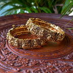 Antique Bangle AB76