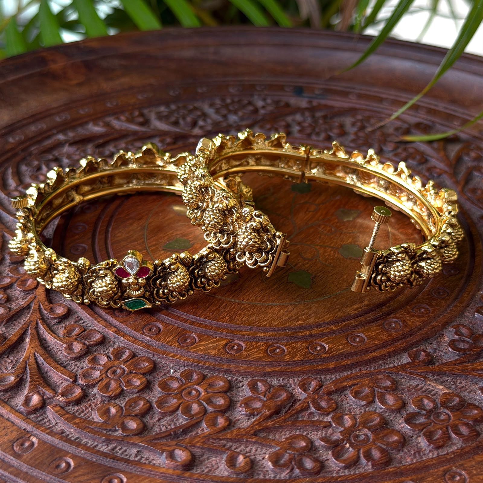 Antique Bangle AB79