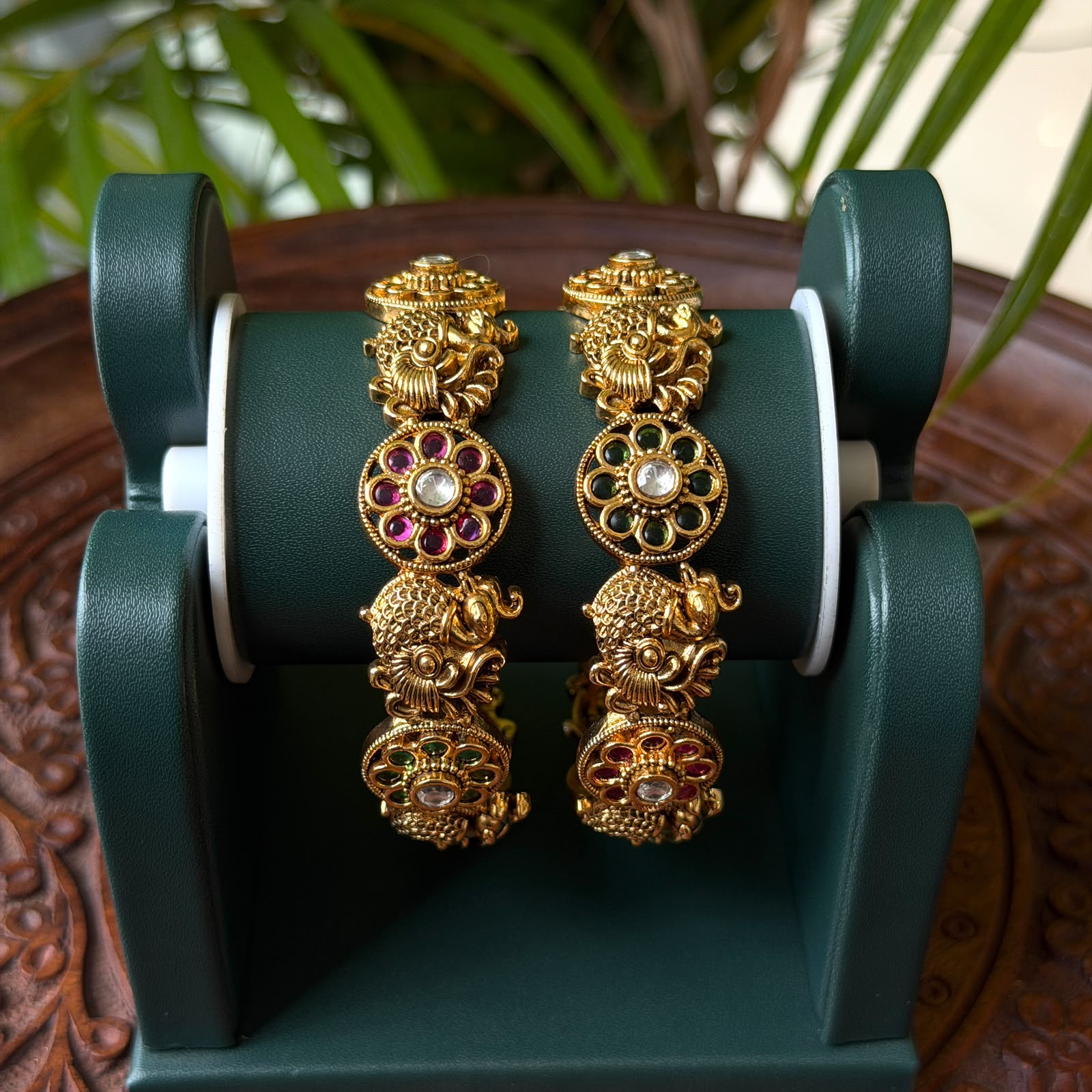 Antique Bangle AB80