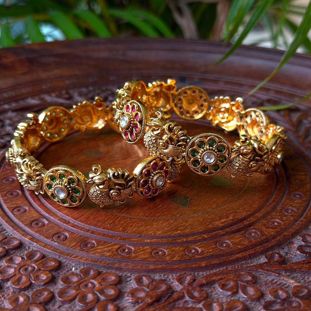 Antique Bangle AB80